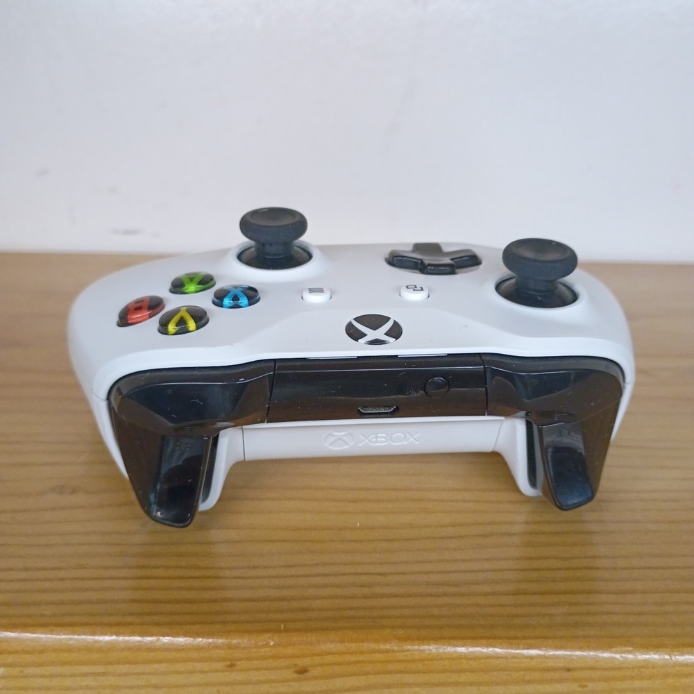 Microsoft Xbox One S 500GB Model 1681 Console System Bundle - Tested and Works - Picture 15 of 16